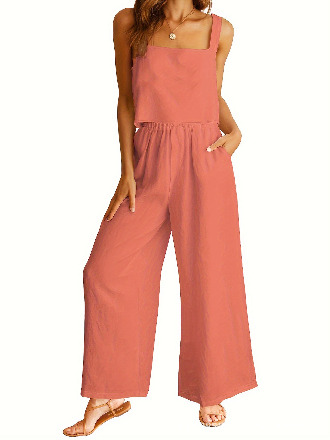 Salopette décontractée pour femmes avec une jambe large et des poches pratiques Chic und Stil