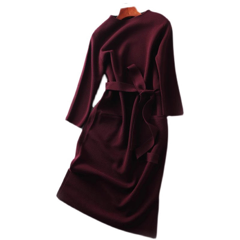 Robe midi en tricot élégante pour femme avec taille ceinturée Chic und Stil