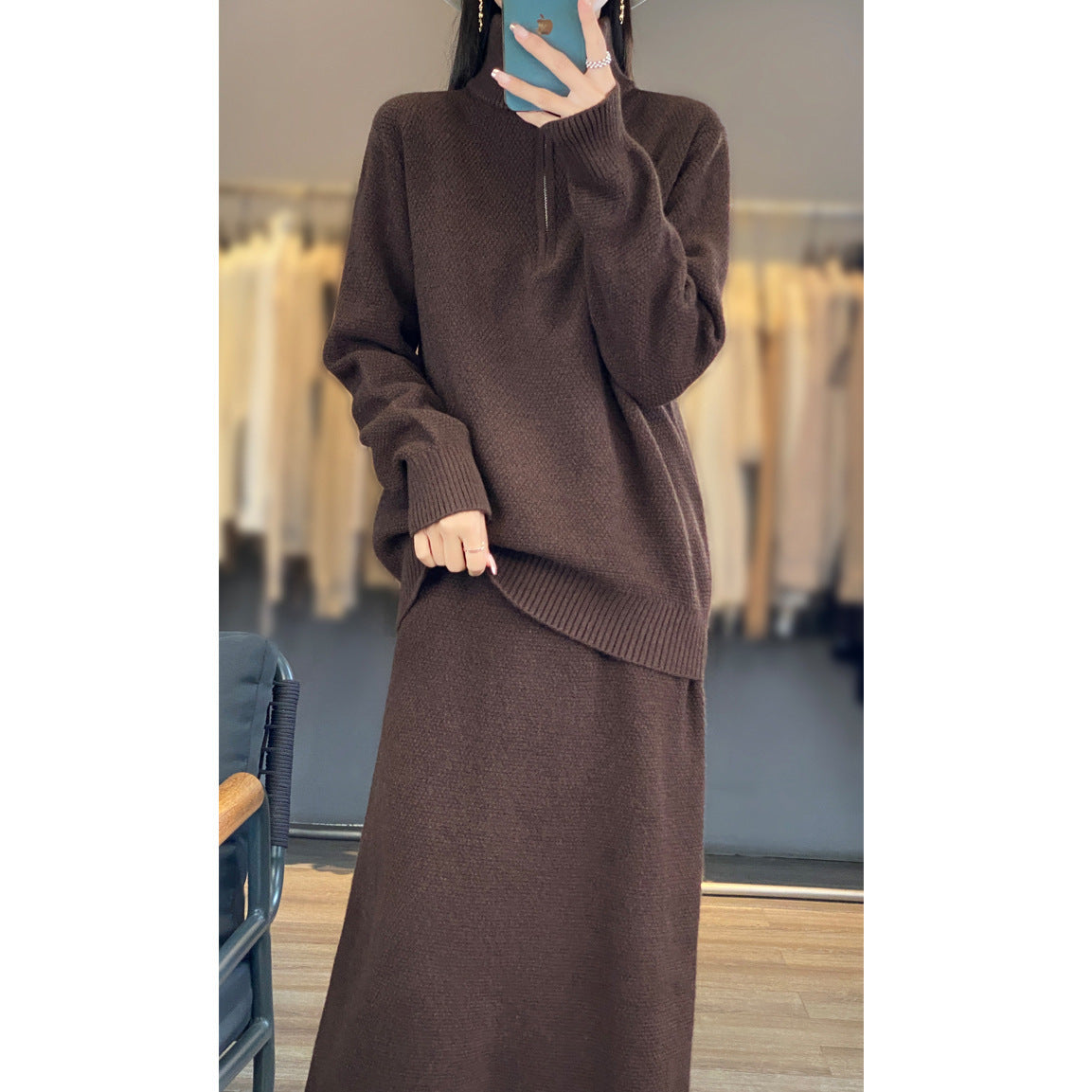 Pull en tricot pour femmes avec col montant et fermeture éclair Chic und Stil