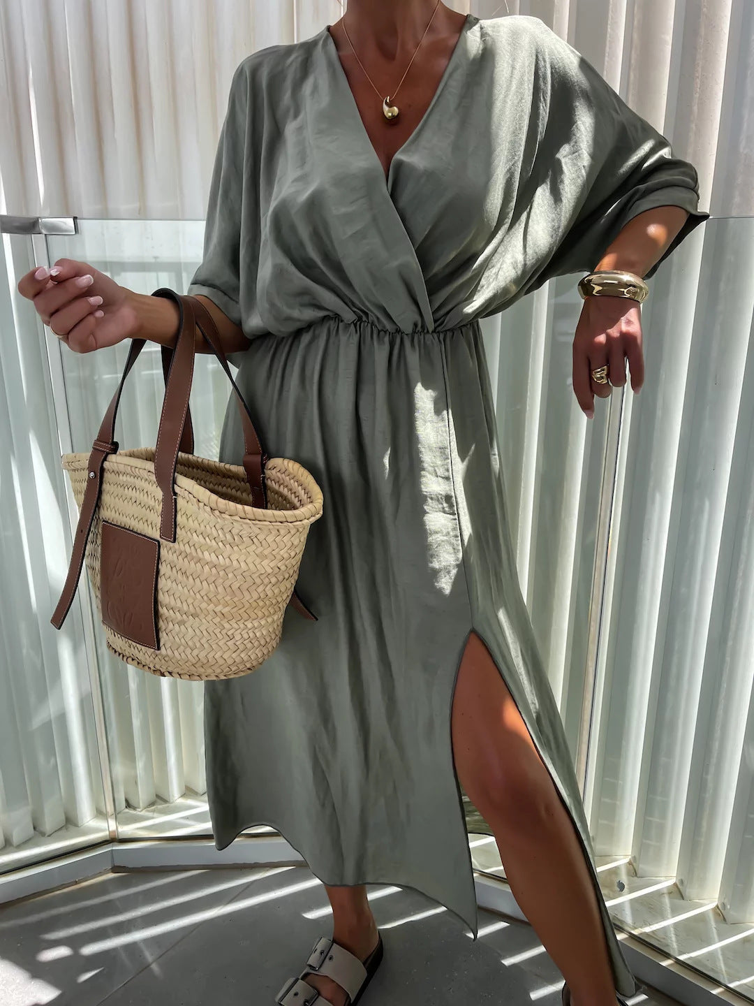 Robe maxi décontractée pour femme avec décolleté en V profond et taille élastique Chic und Stil