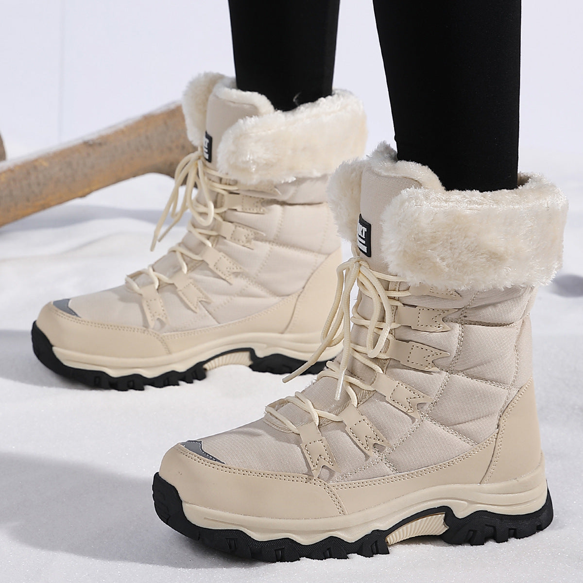 Bottes d'hiver pour femmes avec col en fausse fourrure douillette et semelle antidérapante Chic und Stil