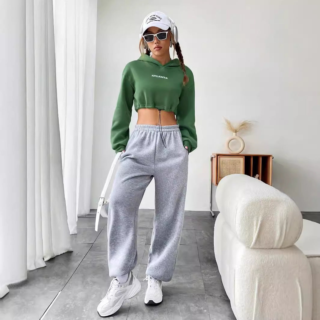 Sweatshirt cropped décontracté pour femmes avec des détails modernes Chic und Stil
