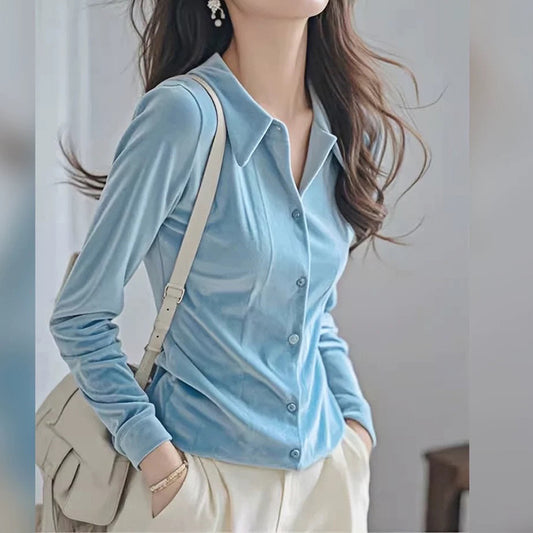 Chemise Boutonnée en Velours Luxe pour Femmes Chic und Stil