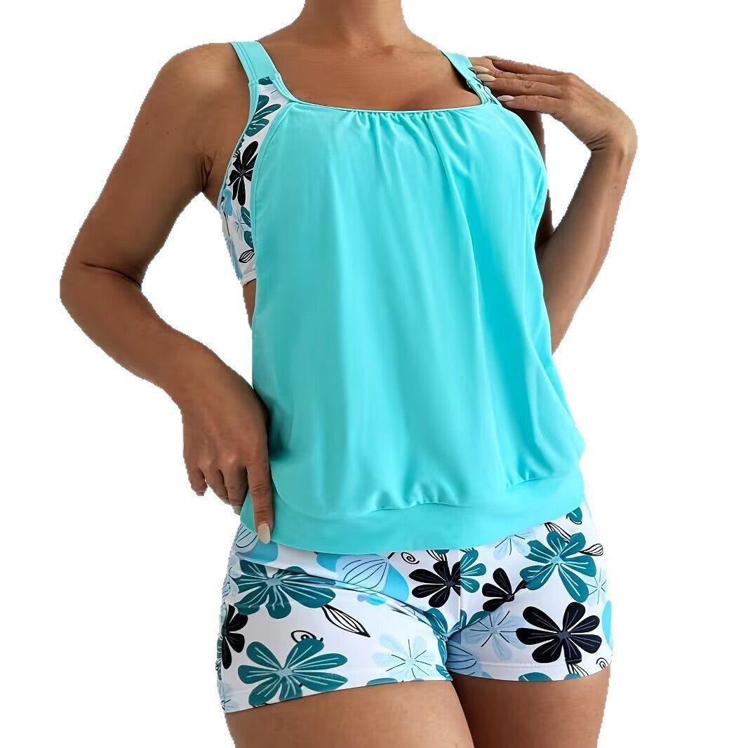 Tankini de sport pour femmes avec une coupe florale tendance et un short confortable Chic und Stil