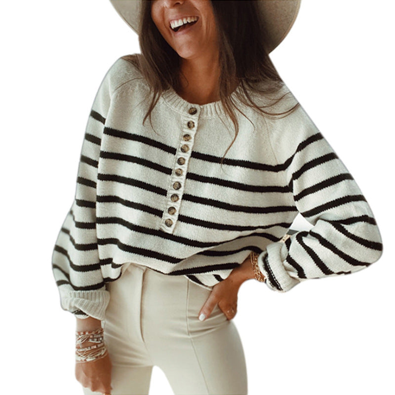 Pull en tricot rayé pour femmes avec patte de boutonnage et coupe ample Chic und Stil