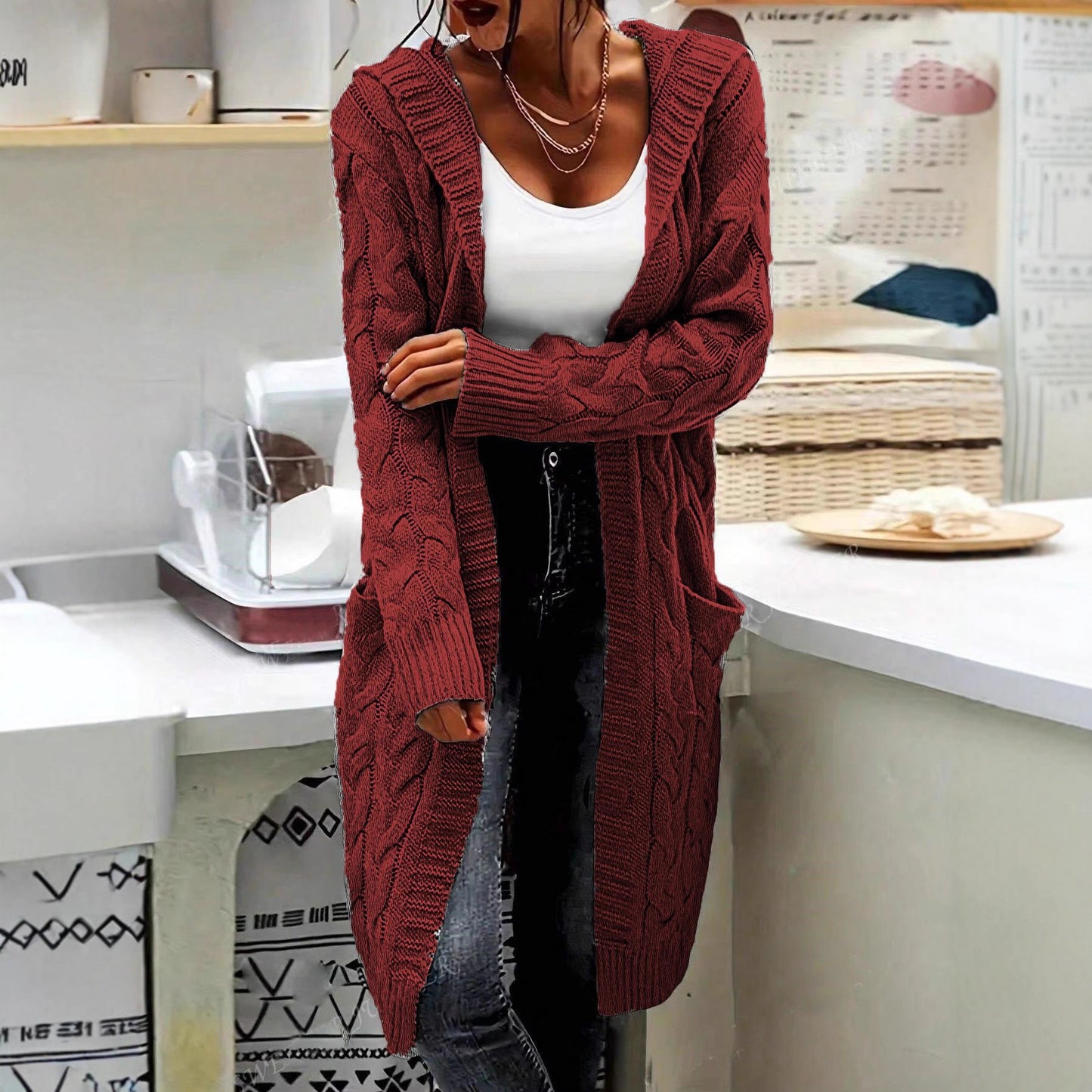 Veste en grosse maille pour dames avec des motifs en relief de haute qualité et des poches pratiques Chic und Stil