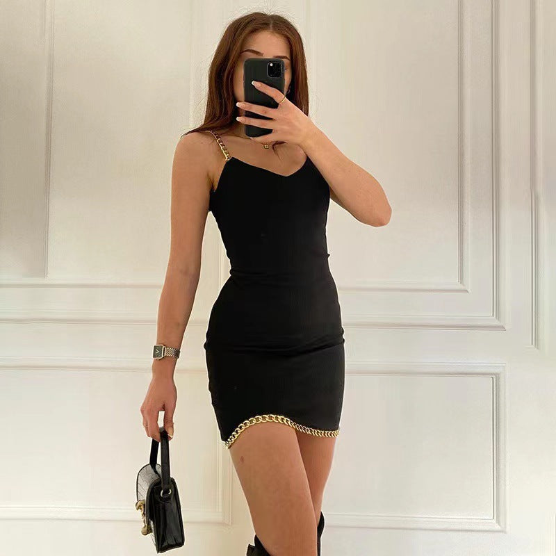 Robe mini femme avec chaîne dorée Chic und Stil