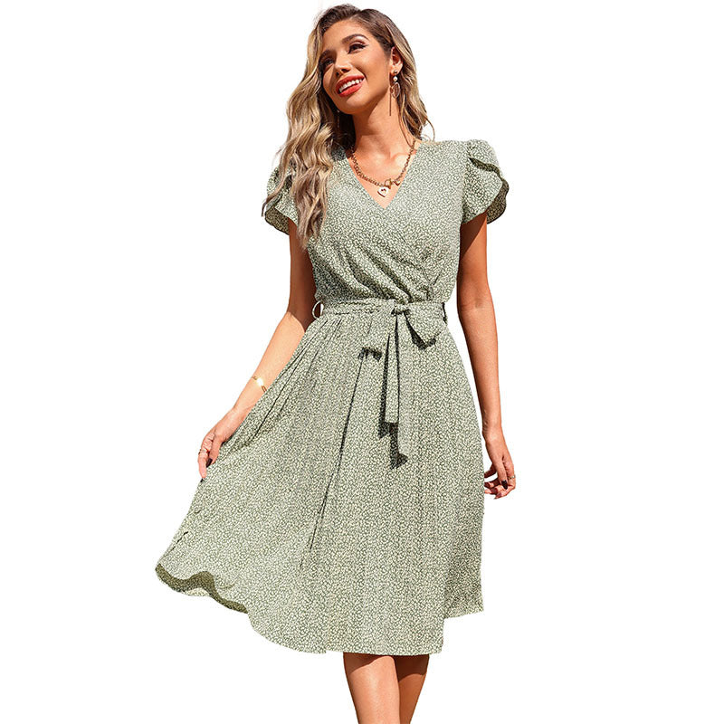 Robe portefeuille plissée pour femmes avec détail à la taille