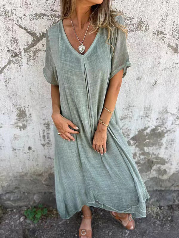 Robe midi femme avec design plissé et coupe décontractée Chic und Stil