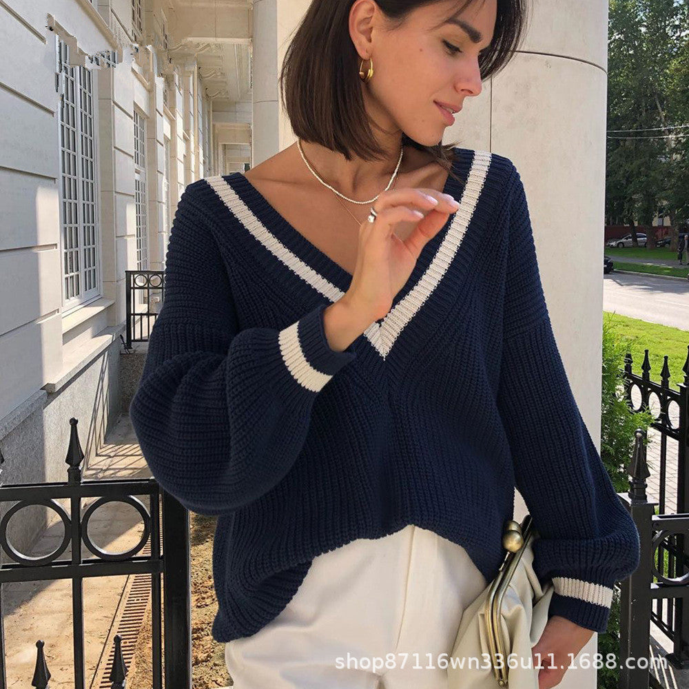 Pull oversized en tricot femme avec décolleté en V et manches rayées Chic und Stil