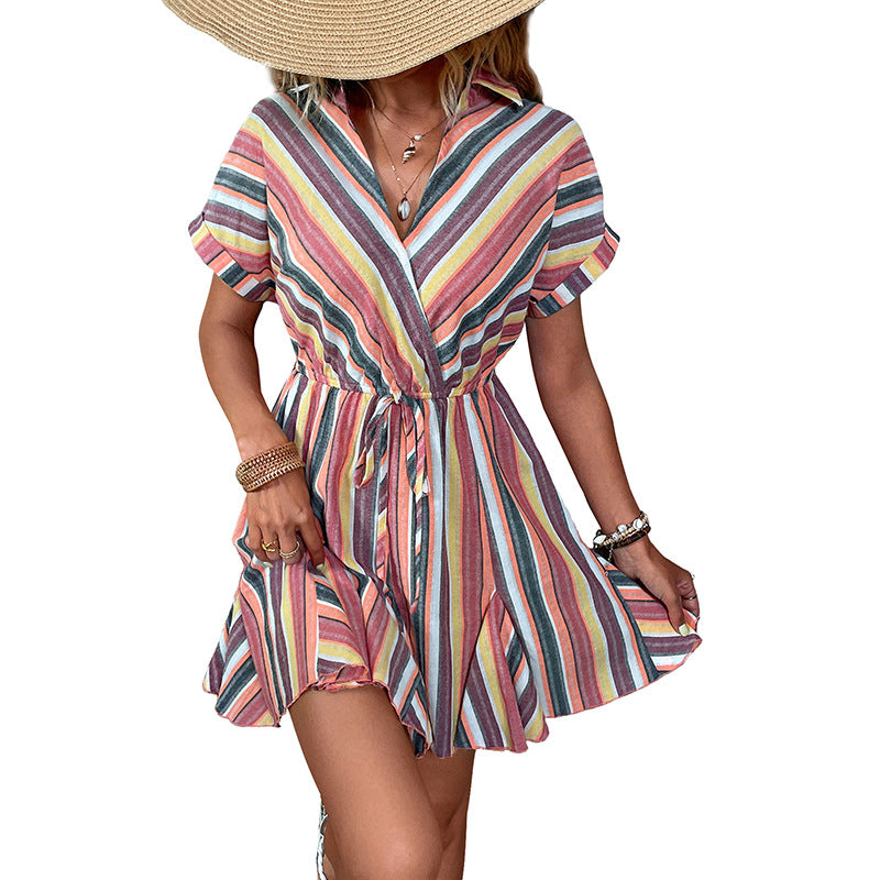 Robe enveloppante à manches courtes rayée pour femmes avec lien de taille réglable Chic und Stil