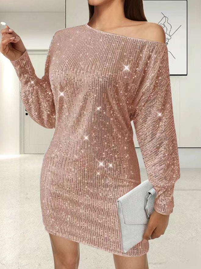 Robe mini glamour pour femmes avec design de manches asymétriques et effets scintillants Chic und Stil
