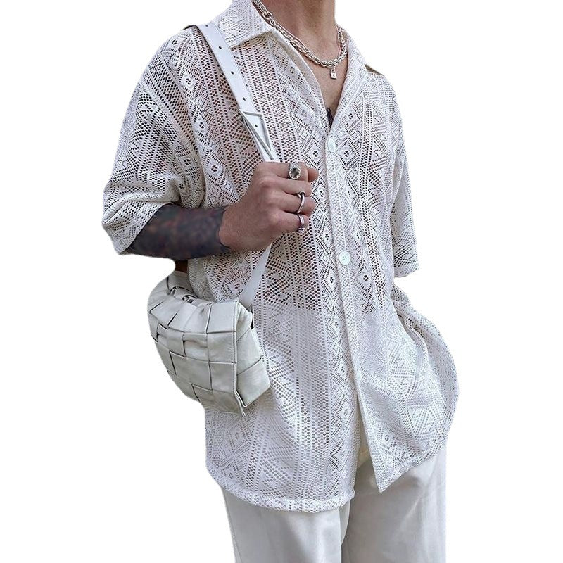 Chemise à manches courtes pour hommes avec motif texturé et patte de boutonnage Chic und Stil