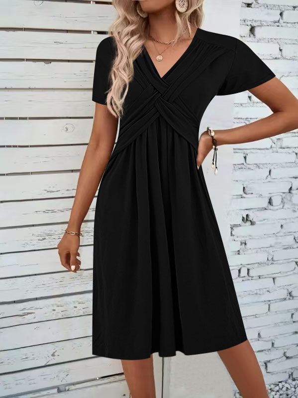 Combinaison pour femmes avec un design enveloppant ajusté et un élégant décolleté en V Chic und Stil