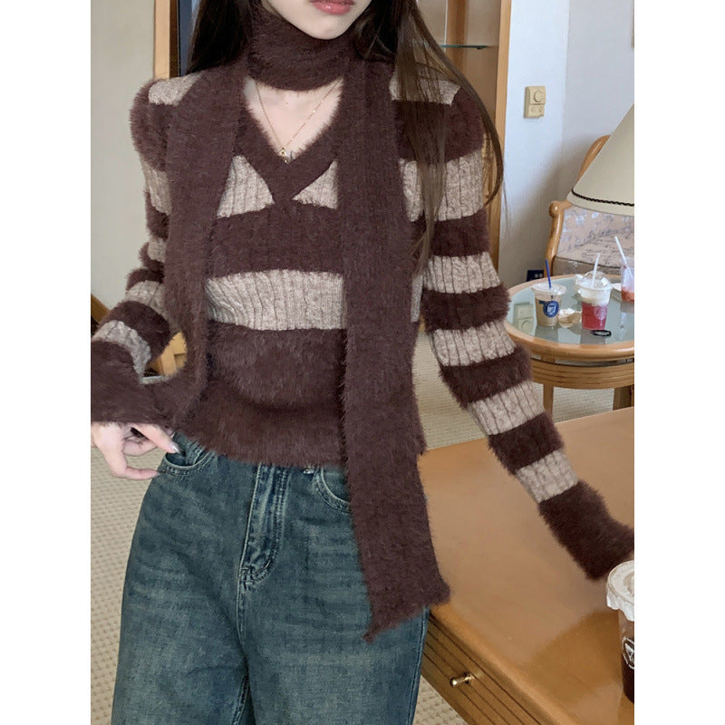 Femme doux pull V avec design rayé et écharpe assortie Chic und Stil