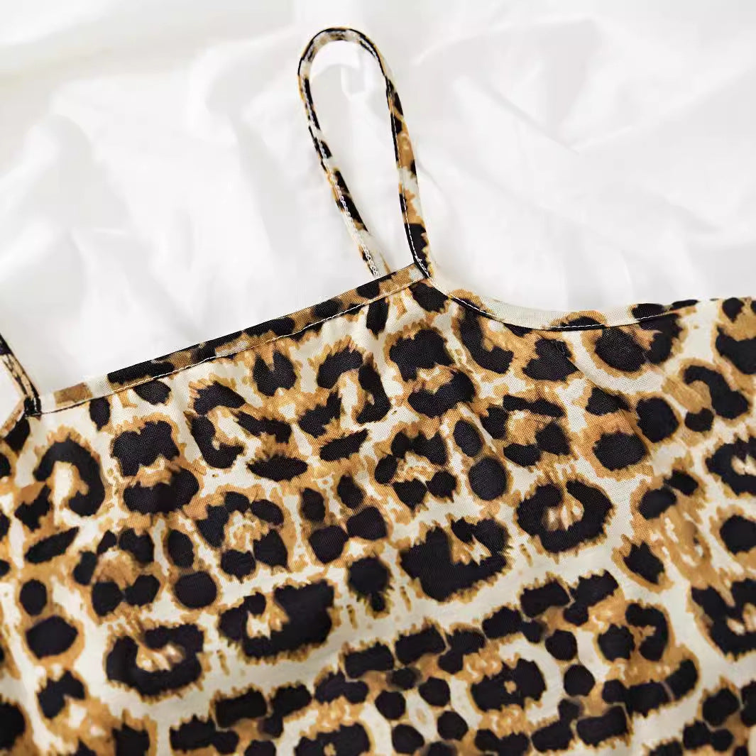 Dame Crop-top au motif léopard tendance Chic und Stil