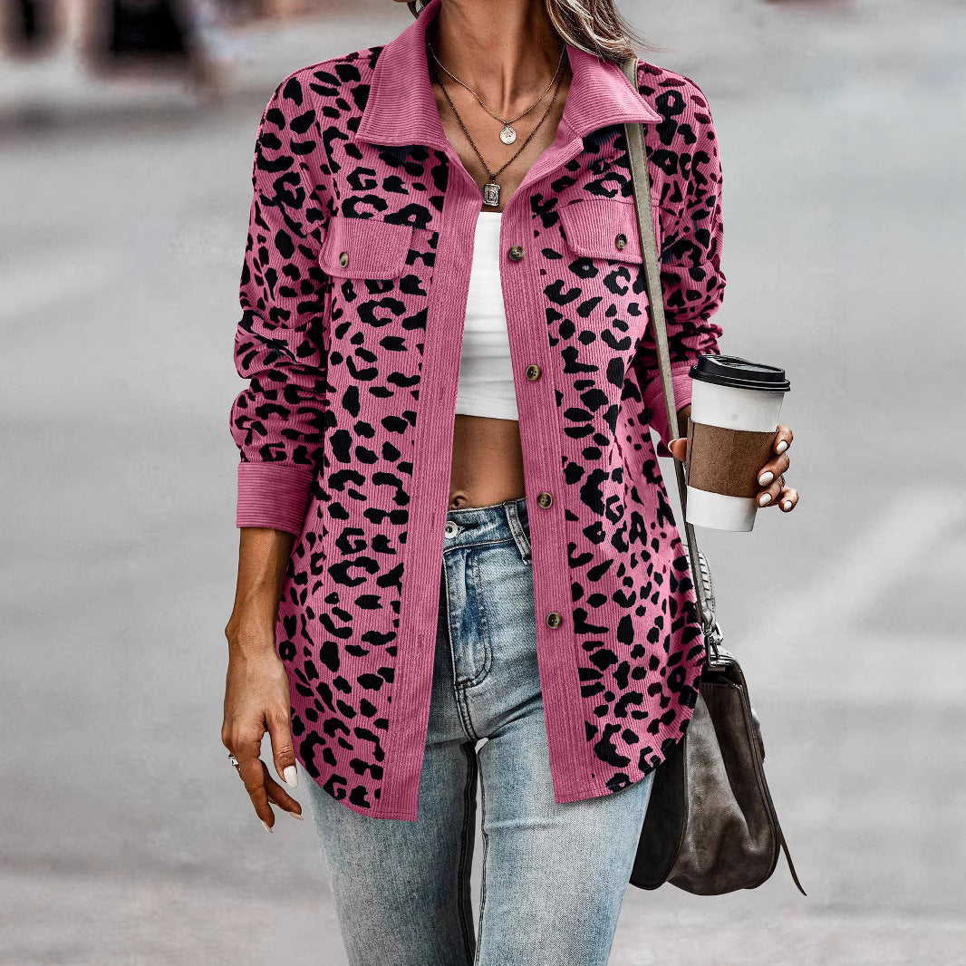 Veste de loisirs pour femmes avec un motif léopard texturé et des poches pratiques Chic und Stil