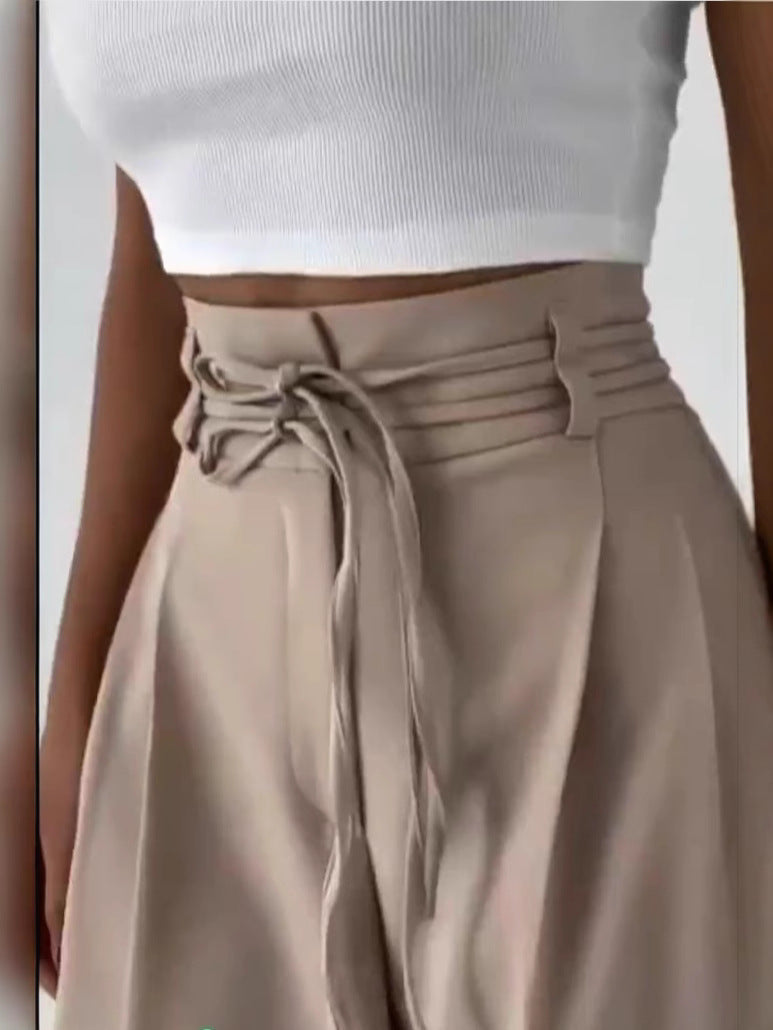Pantalon chino ample pour femmes avec taille haute et cordon de serrage ajustable Chic und Stil