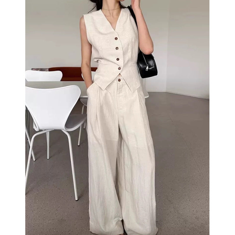 Tailored vest and wide pants set Chic und Stil