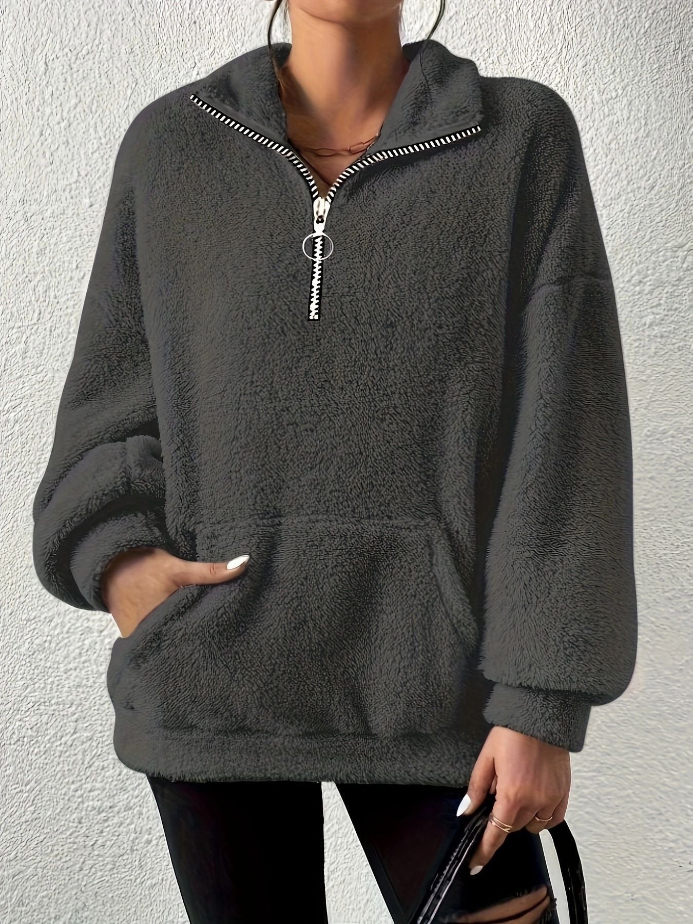 Dames élégant pull en fleece avec col haut et poches Chic und Stil