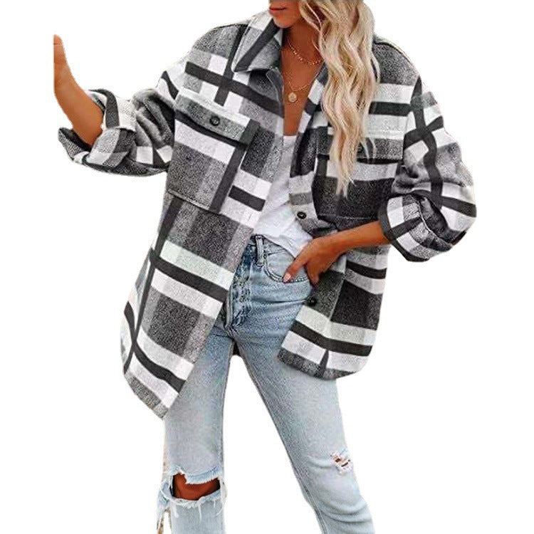 Veste chemise surdimensionnée pour dames avec motif à carreaux et poches pratiques Chic und Stil