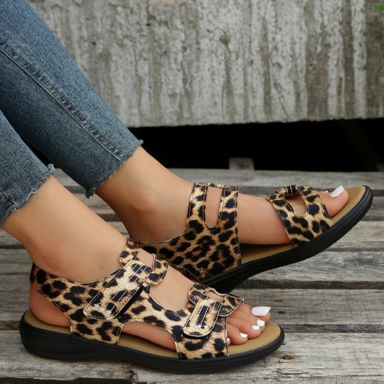 Sandales confort pour femmes avec des brides réglables et semelle anatomique Chic und Stil