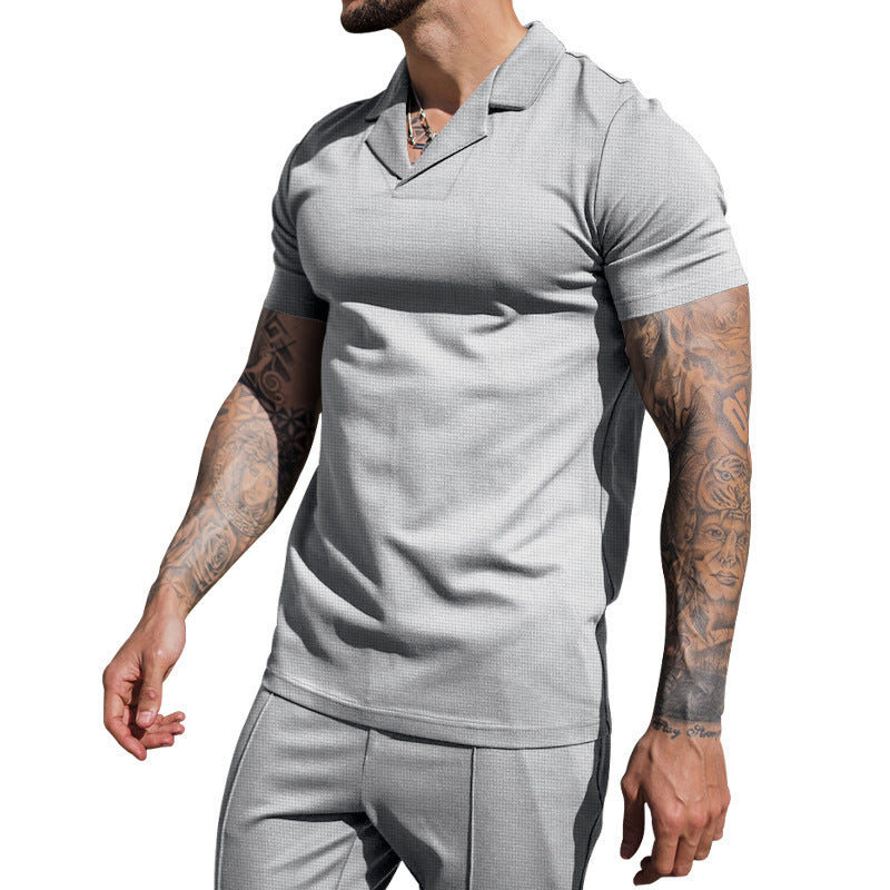Chemise à manches courtes pour hommes avec col Henley classique et texture de surface structurée Chic und Stil
