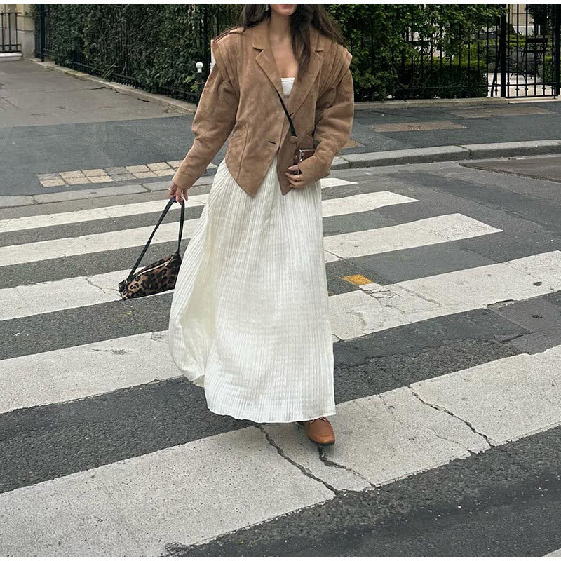 Blazer pour femmes avec ceinture reliée et design d'épaule moderne Chic und Stil