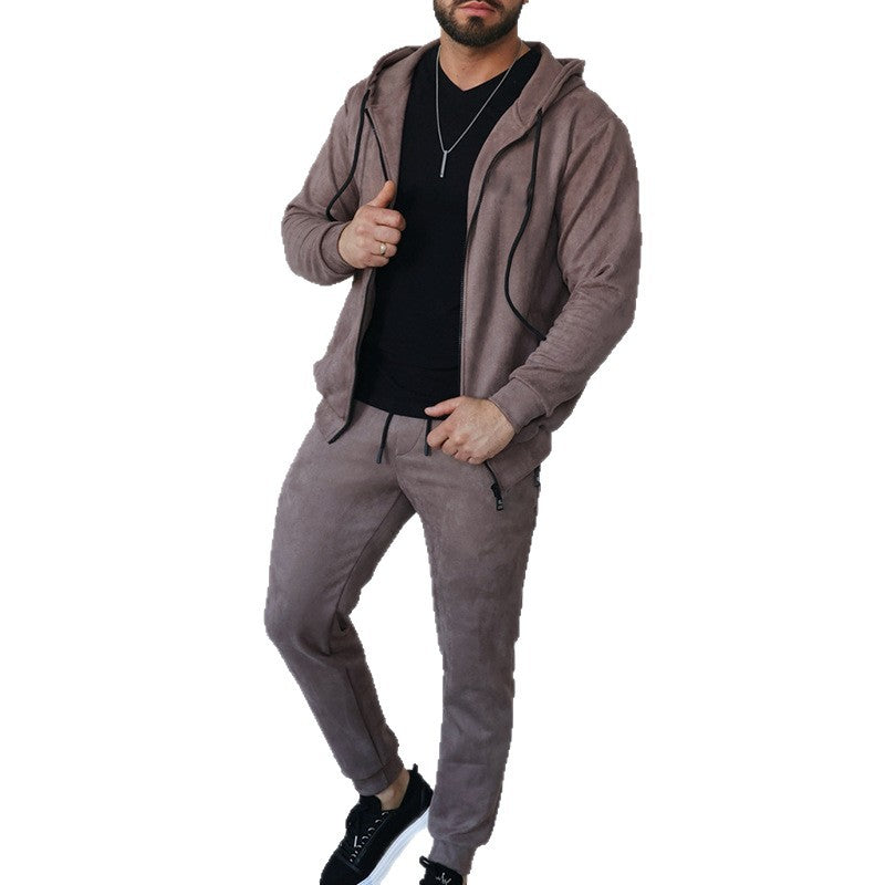 Costume de sport pour hommes avec capuche Chic und Stil