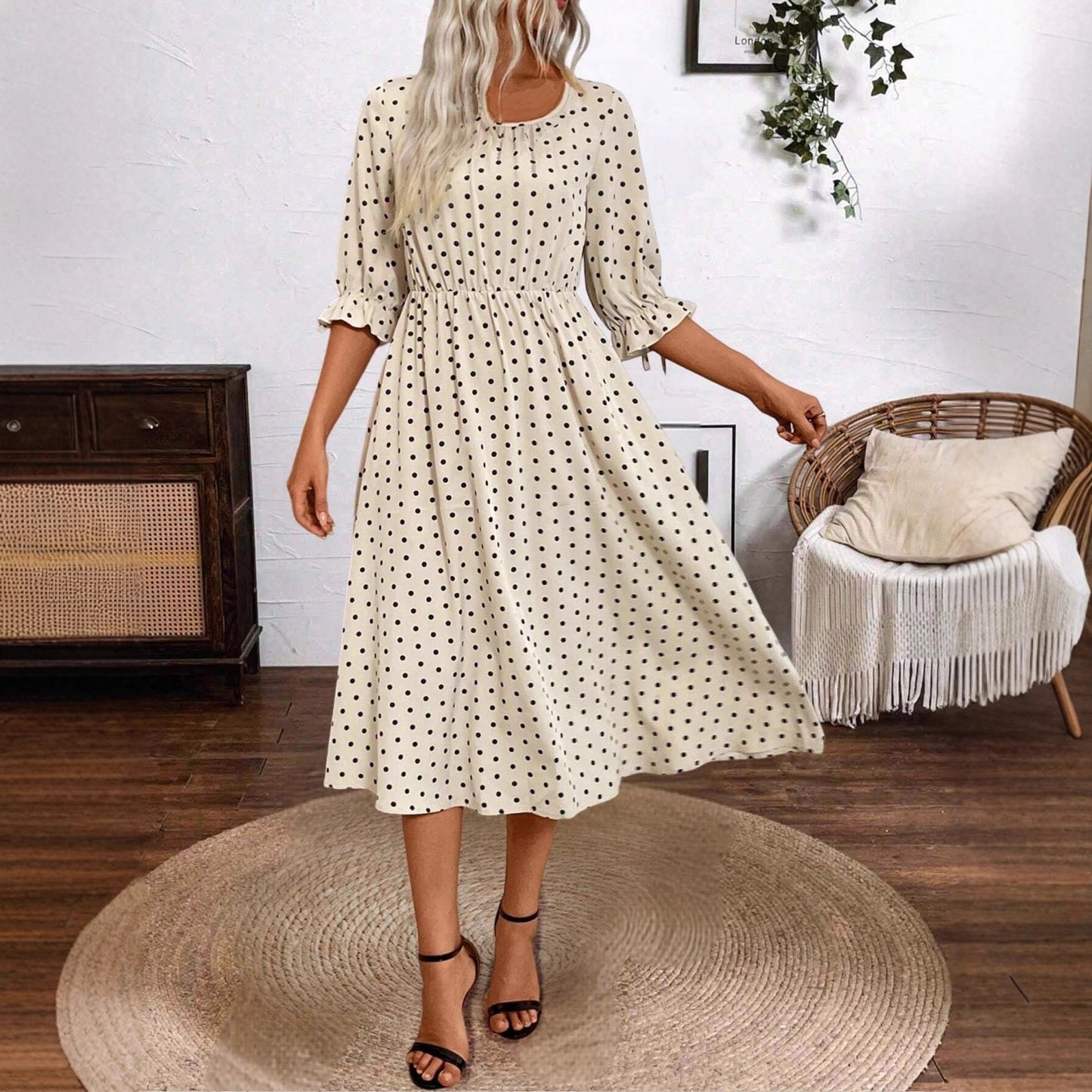 Robe midi femme avec des manches bouffantes décoratives et une taille élastique Chic und Stil