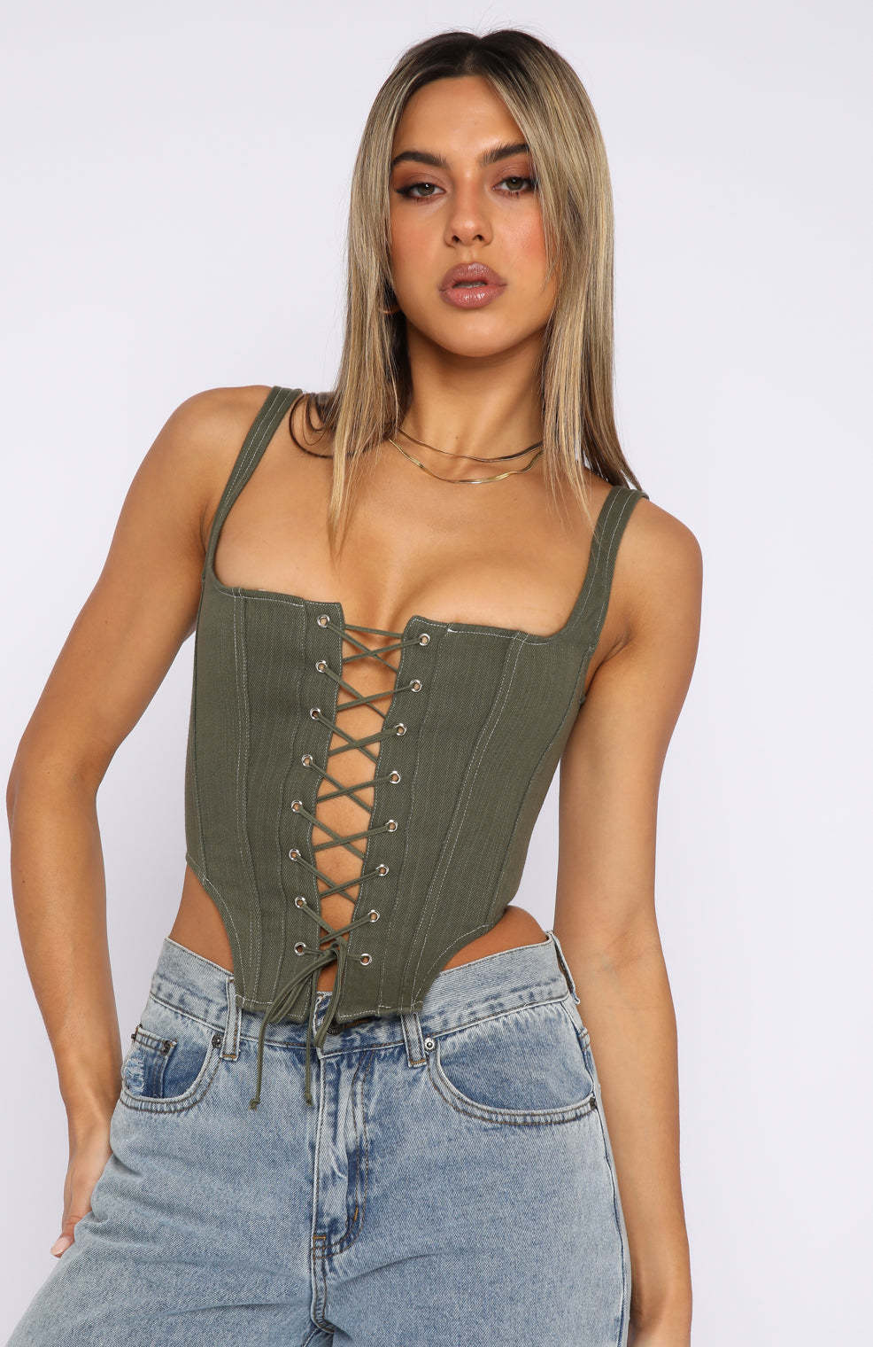 Corset supérieur pour femmes avec lacet et décolleté plongeant Chic und Stil