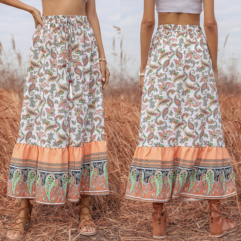 Jupe maxi fluide pour femmes avec imprimé paisley et ourlet volants Chic und Stil