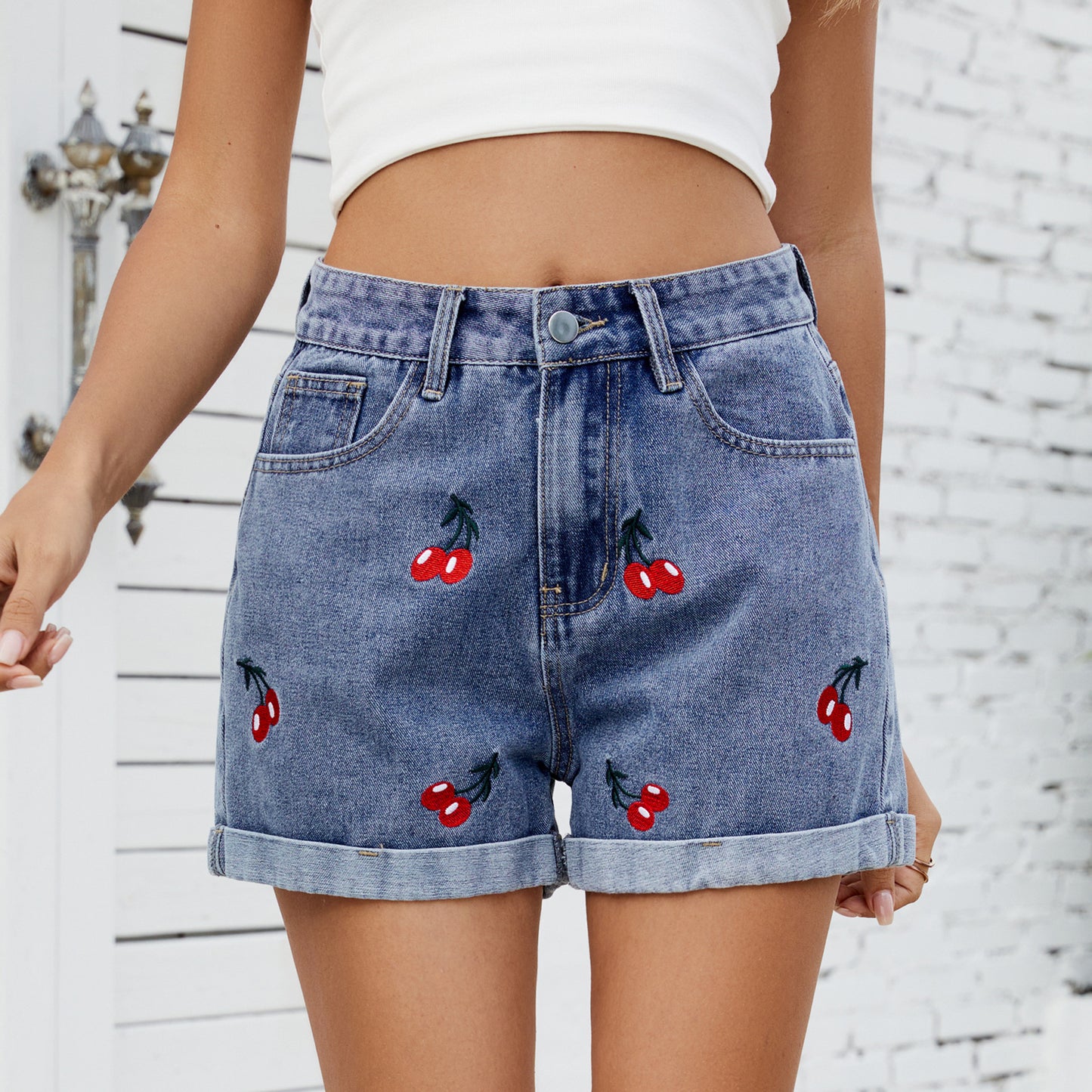 Women's Denim Shorts with Colorful Embroidered Pattern and Casual Chic and Style Design