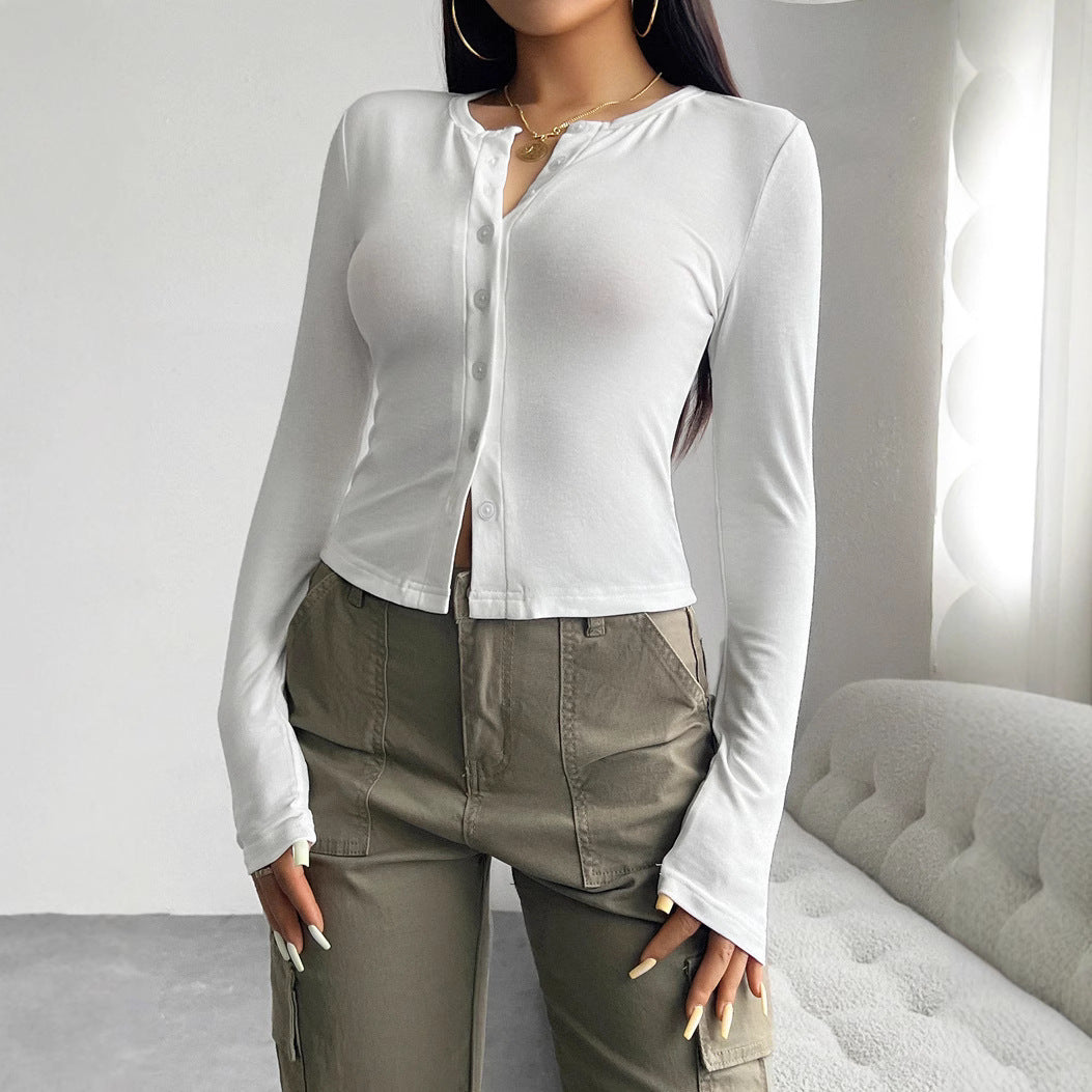 T-shirt à manches longues pour femmes avec patte de boutonnage tendance et coupe flatteuse Chic und Stil