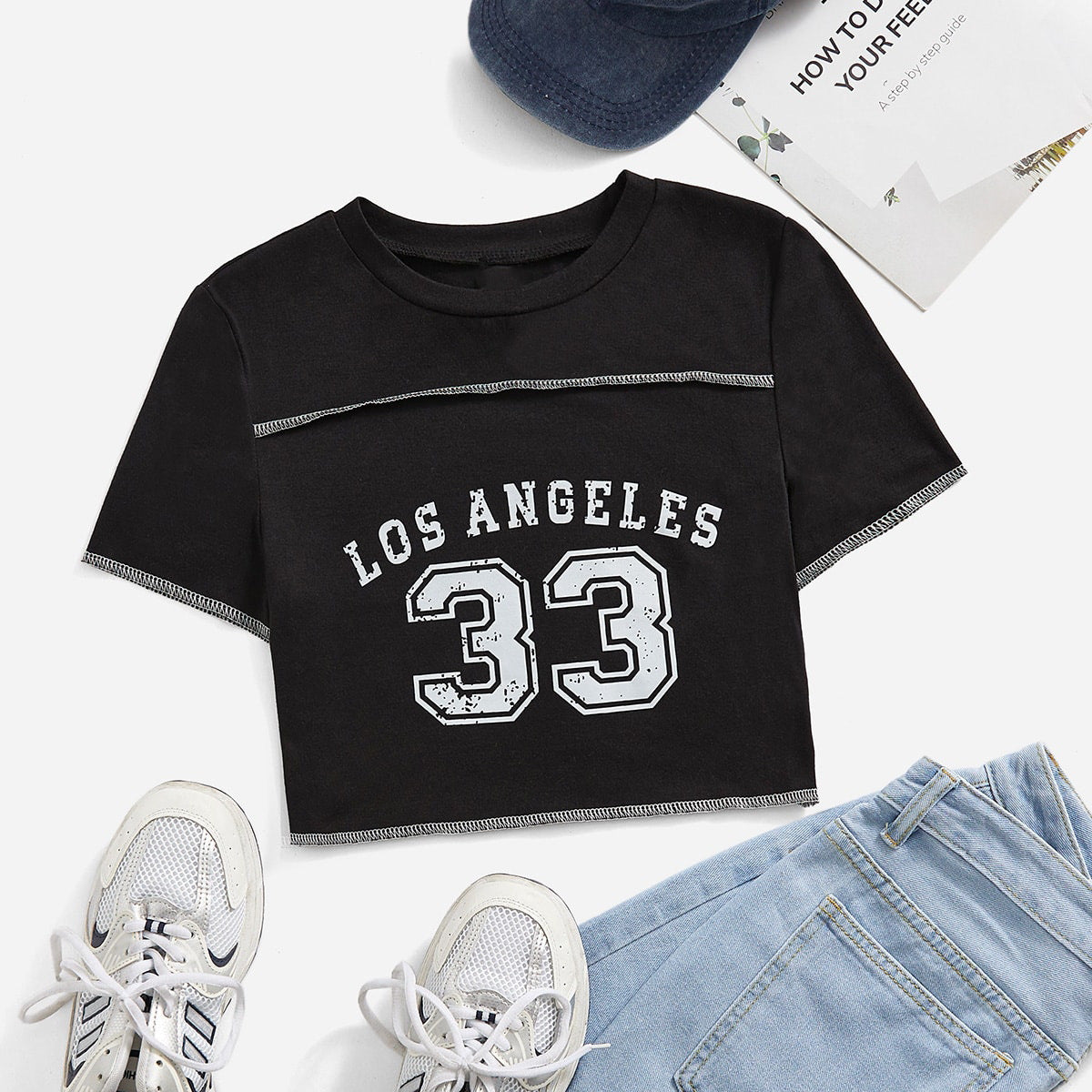 T-shirt pour femmes cropped avec impression graphique sportive Chic und Stil