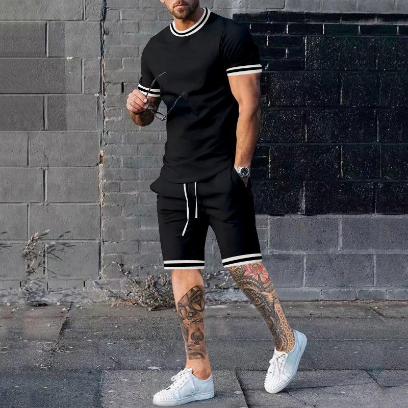 Hommes Ensemble sportif à manches courtes avec des bandes contrastées Chic und Stil