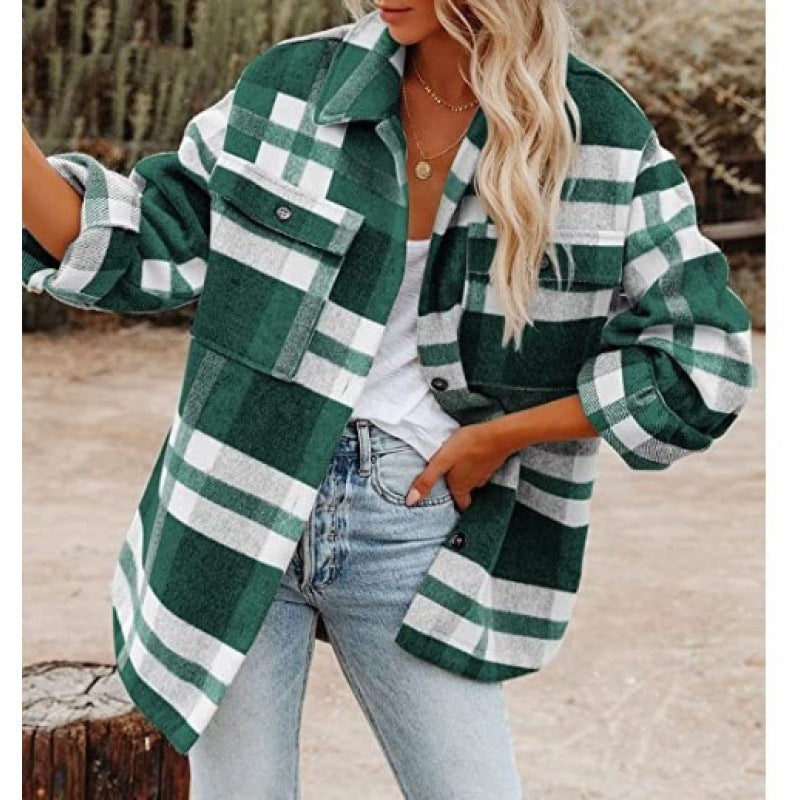 Blouse à carreaux pour femmes avec coupe oversized et poches Chic und Stil