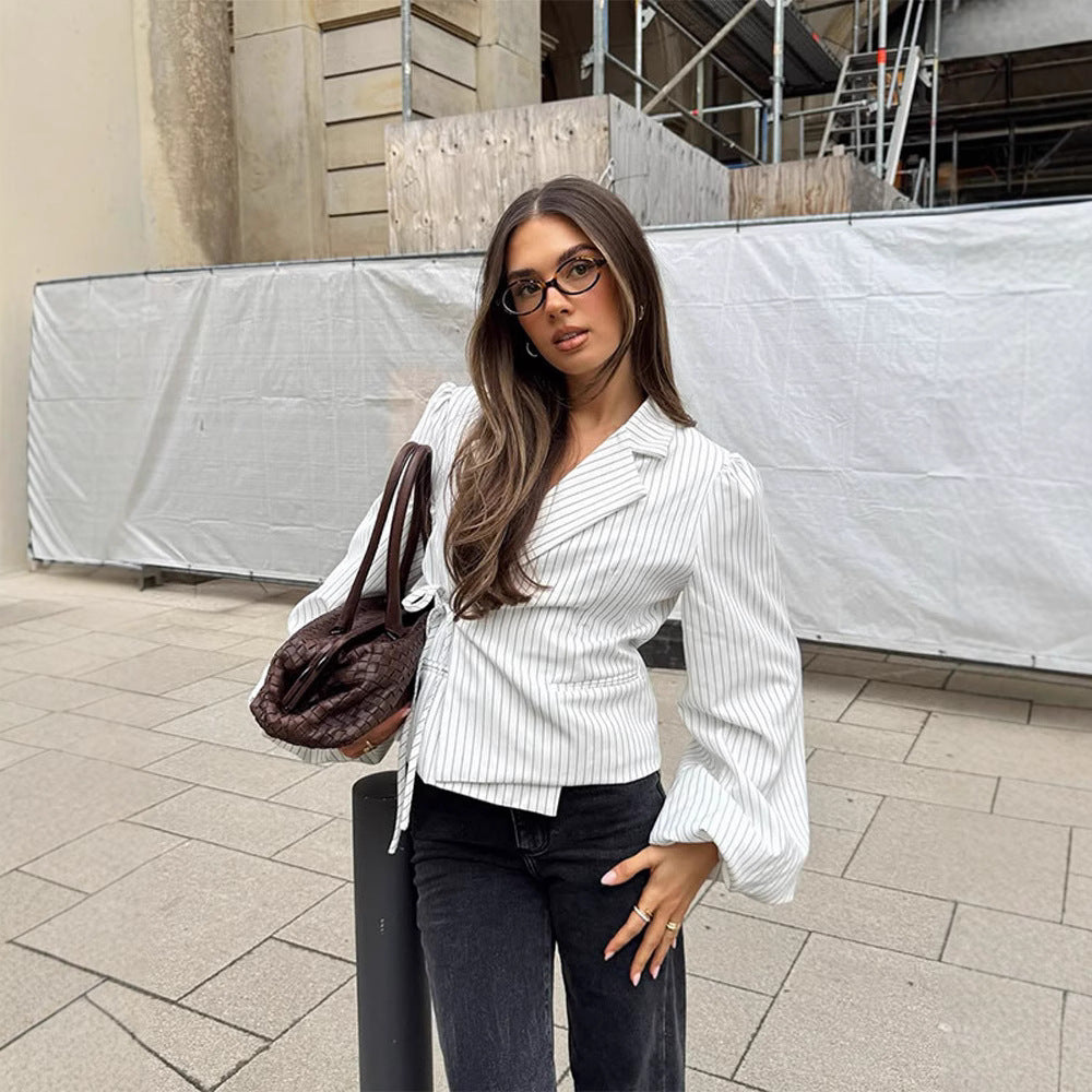 Blouse élégante cintrée pour femmes avec des manches volumineuses Chic und Stil