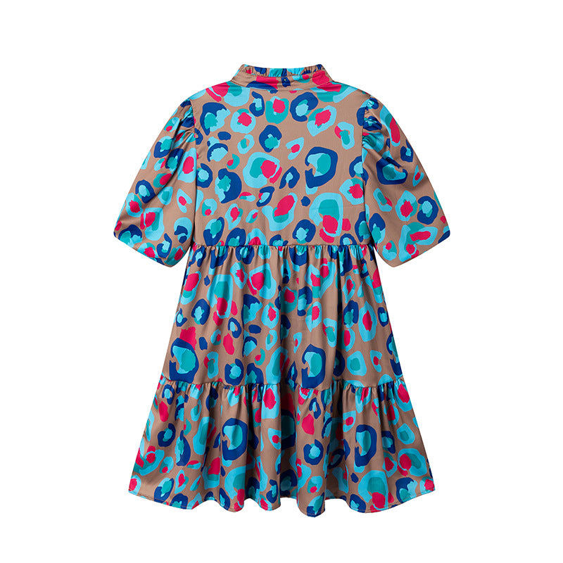 Robe courte à volants fluide pour femmes avec imprimé coloré Chic und Stil