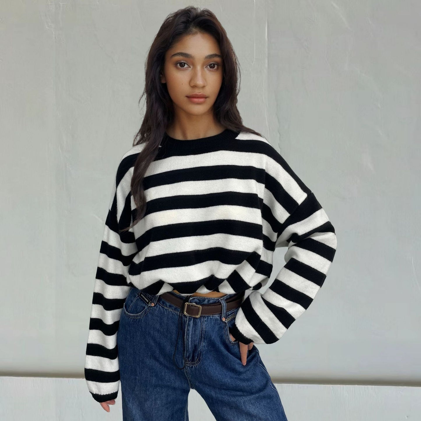 Pull femme décontracté en rayures avec coupe large et cordon de serrage Chic und Stil
