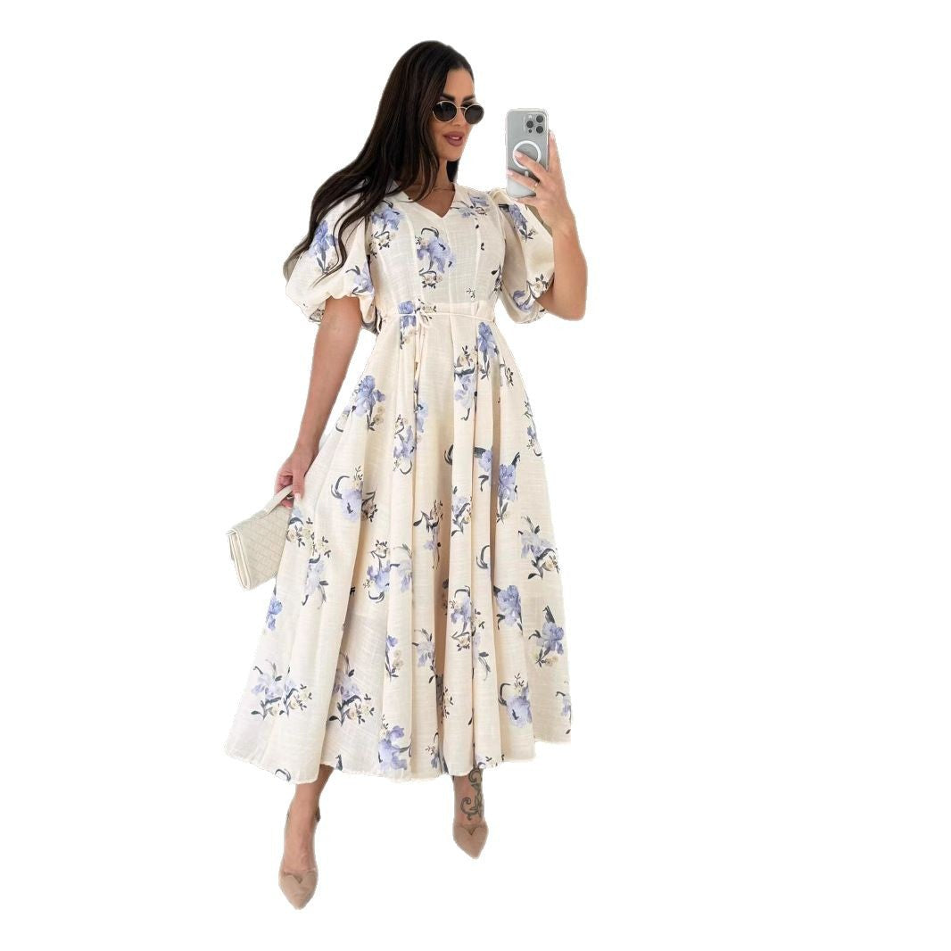 Women's maxi dress with floral patterns and puff sleeves Chic und Stil