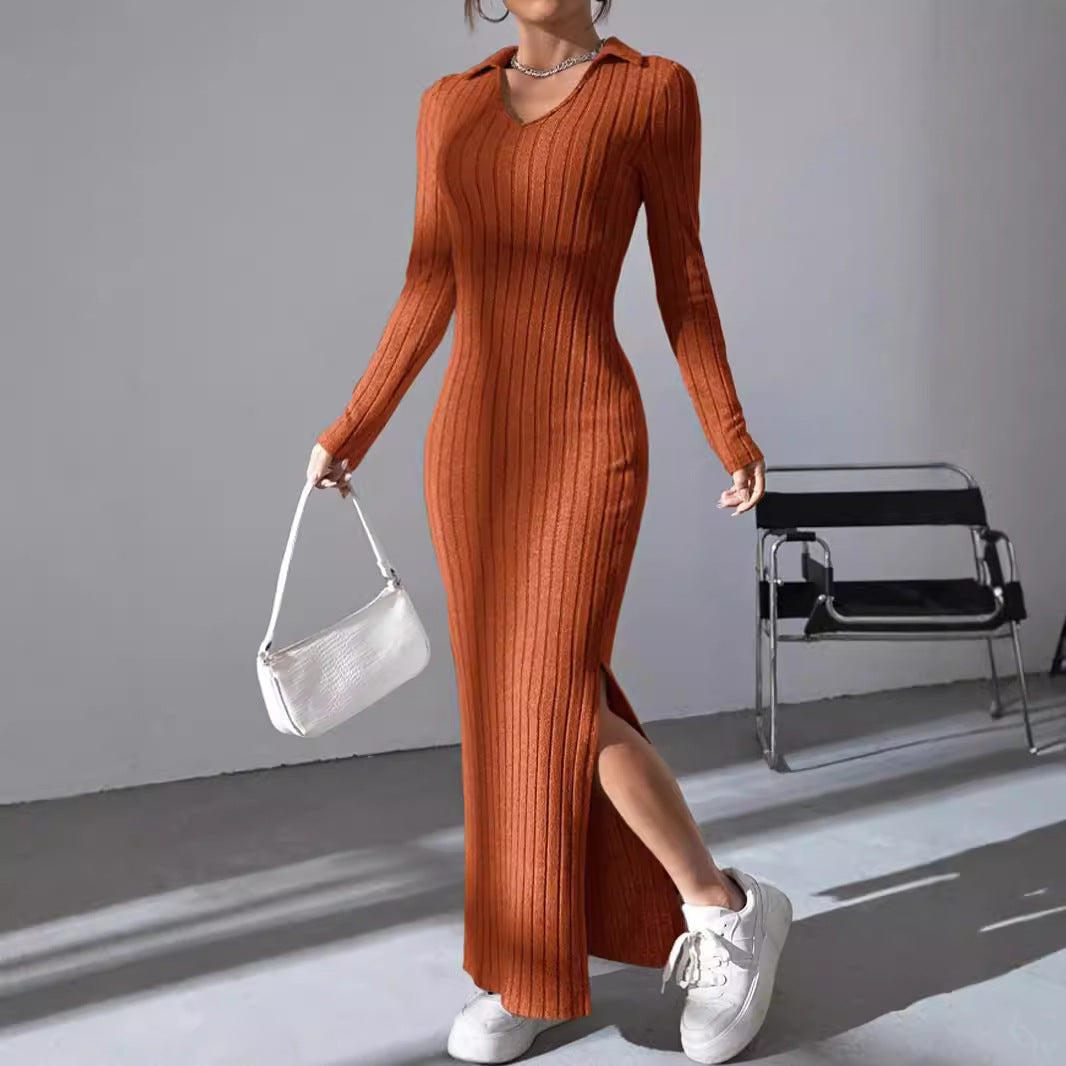 Robe en tricot pour femmes avec décolleté en V profond et fente latérale Chic und Stil