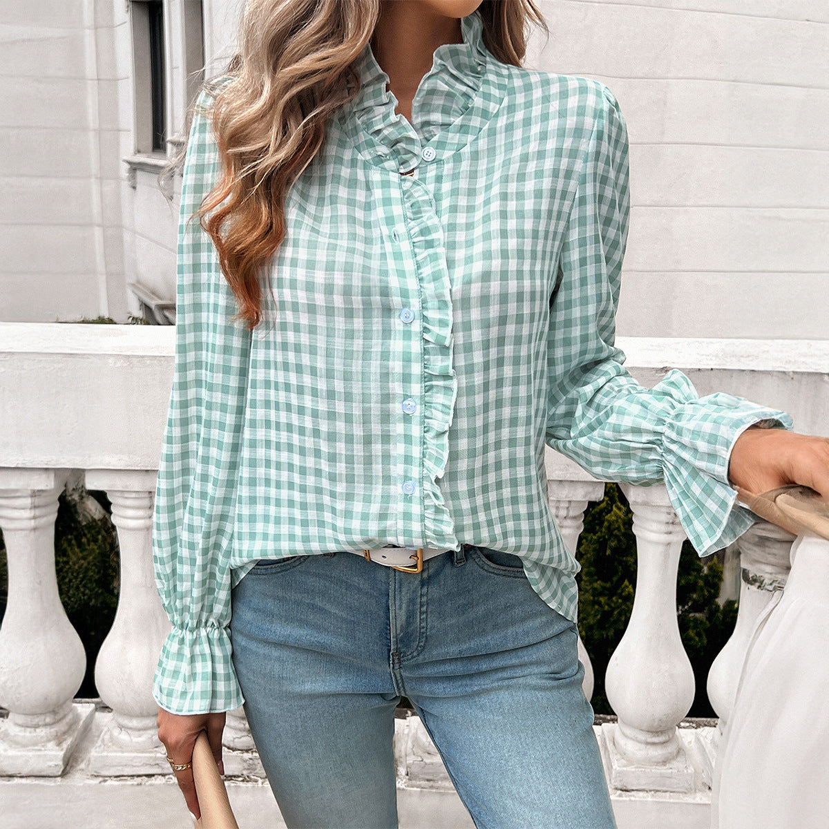 Women's plaid blouse with ruffle details and button placket Chic und Stil