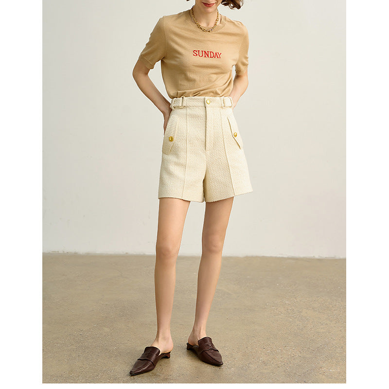 Ensemble de T-shirt brodé décontracté pour femme et de shorts taille haute Chic und Stil