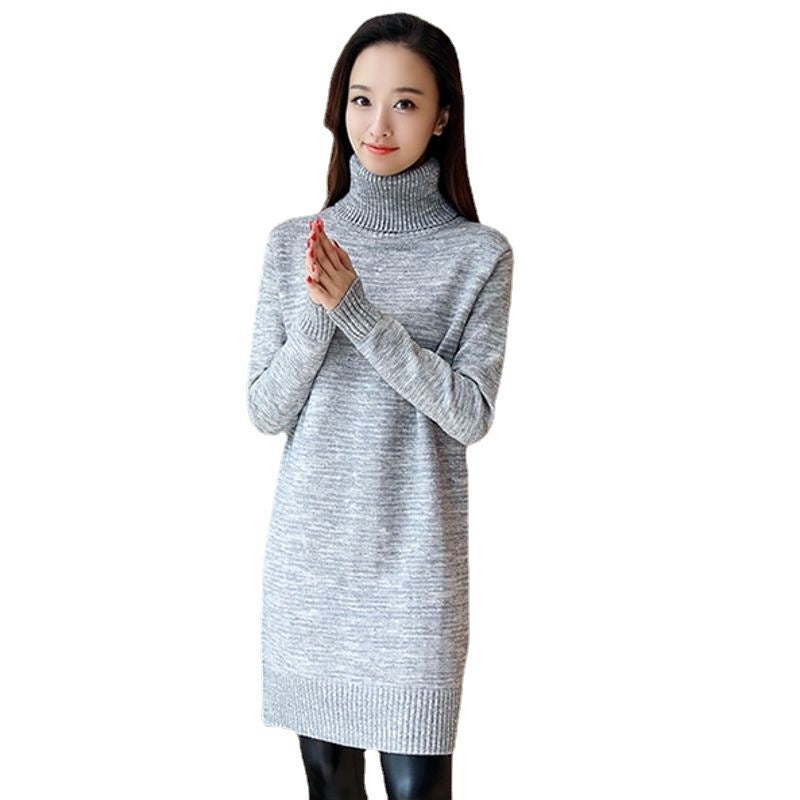 Robe en tricot pour femmes avec col roulé haut et détails côtelés Chic und Stil