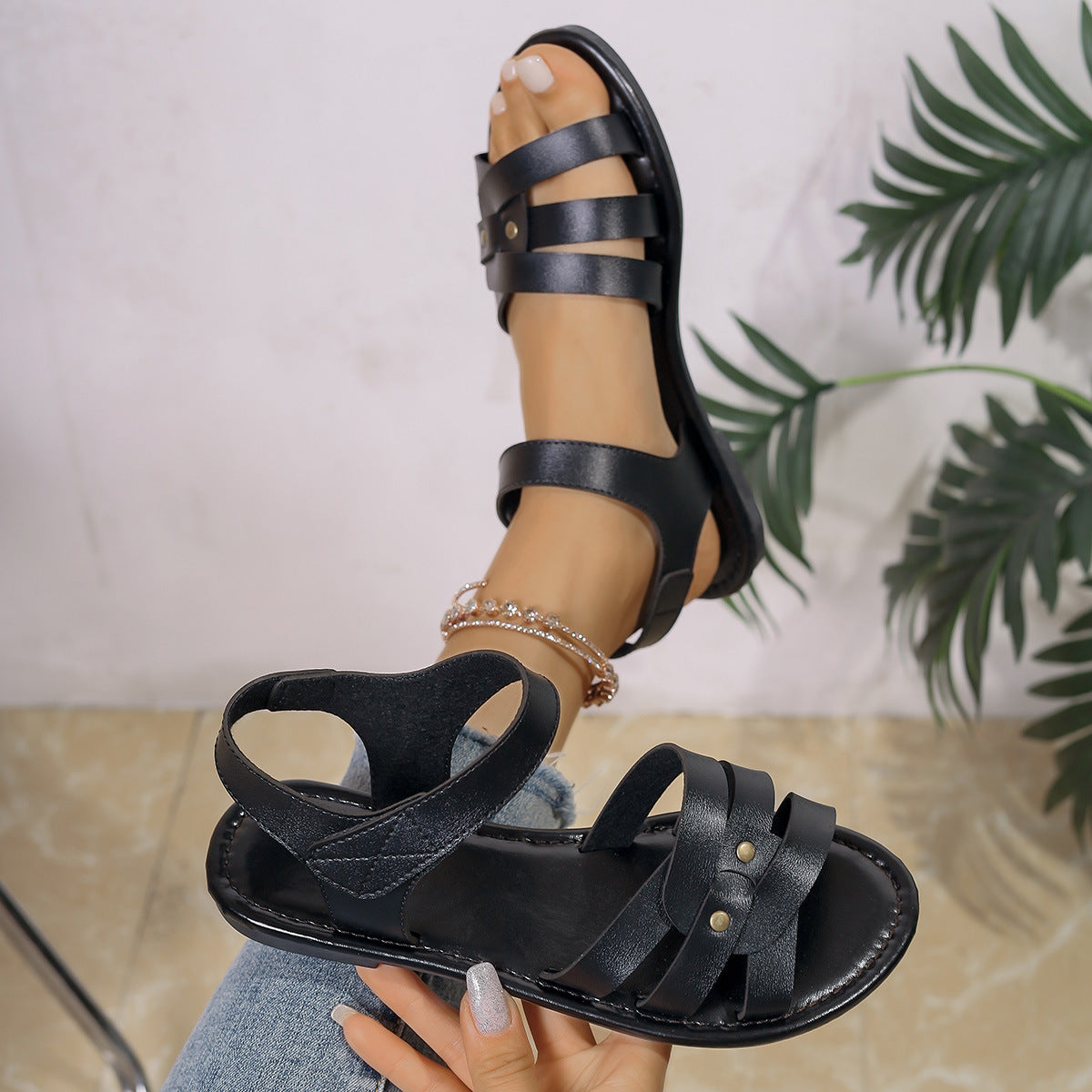 Sandales pour femmes au design décontracté et moderne Chic und Stil