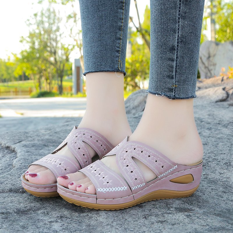 Sandales à glissière améliorant le confort pour femmes Chic und Stil