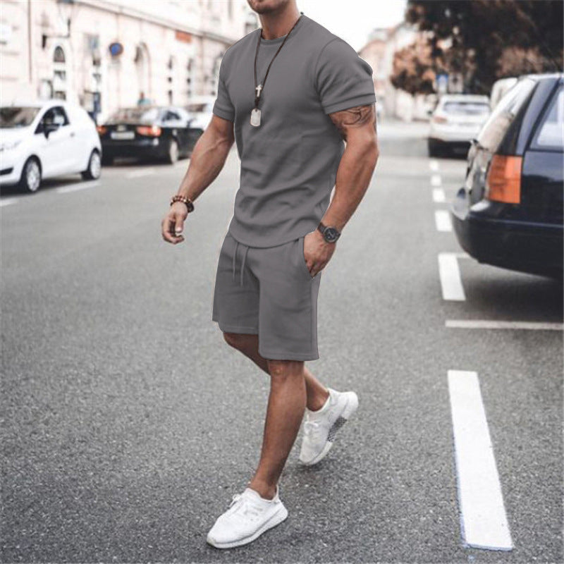 Ensemble d'été sportif pour hommes avec t-shirt respirant et shorts Chic und Stil
