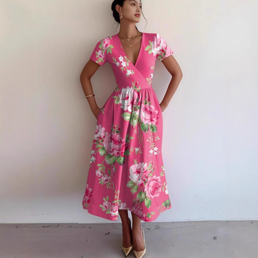 Robe maxi femme avec décolleté en V profond et motif rayé à la mode Chic und Stil