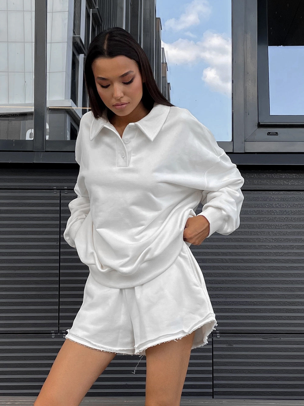 Dames Sweatshirt surdimensionné et shorts décontractés Chic und Stil